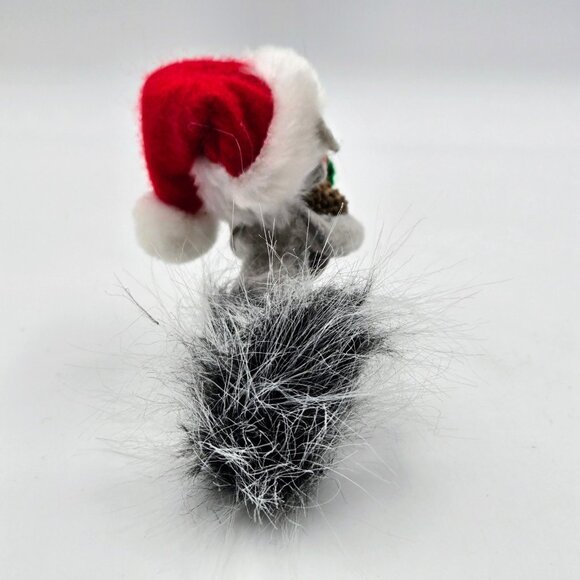 Annalee Winter Woods Squirrel Santa Hat Acorn Ornament Christmas 2008 Read - Picture 7 of 12